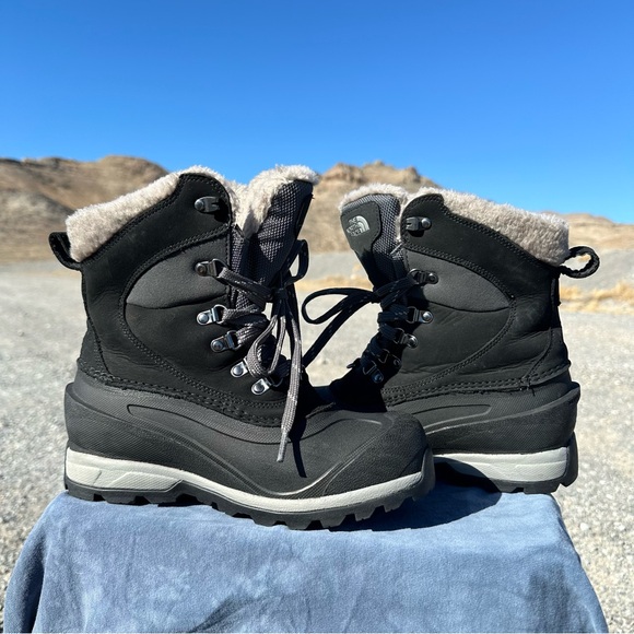 NWT The North Face Chilkat 400 Winter Boots COLOR: TNF BLACK/ZINC GREY Faux Fur - Picture 12 of 13